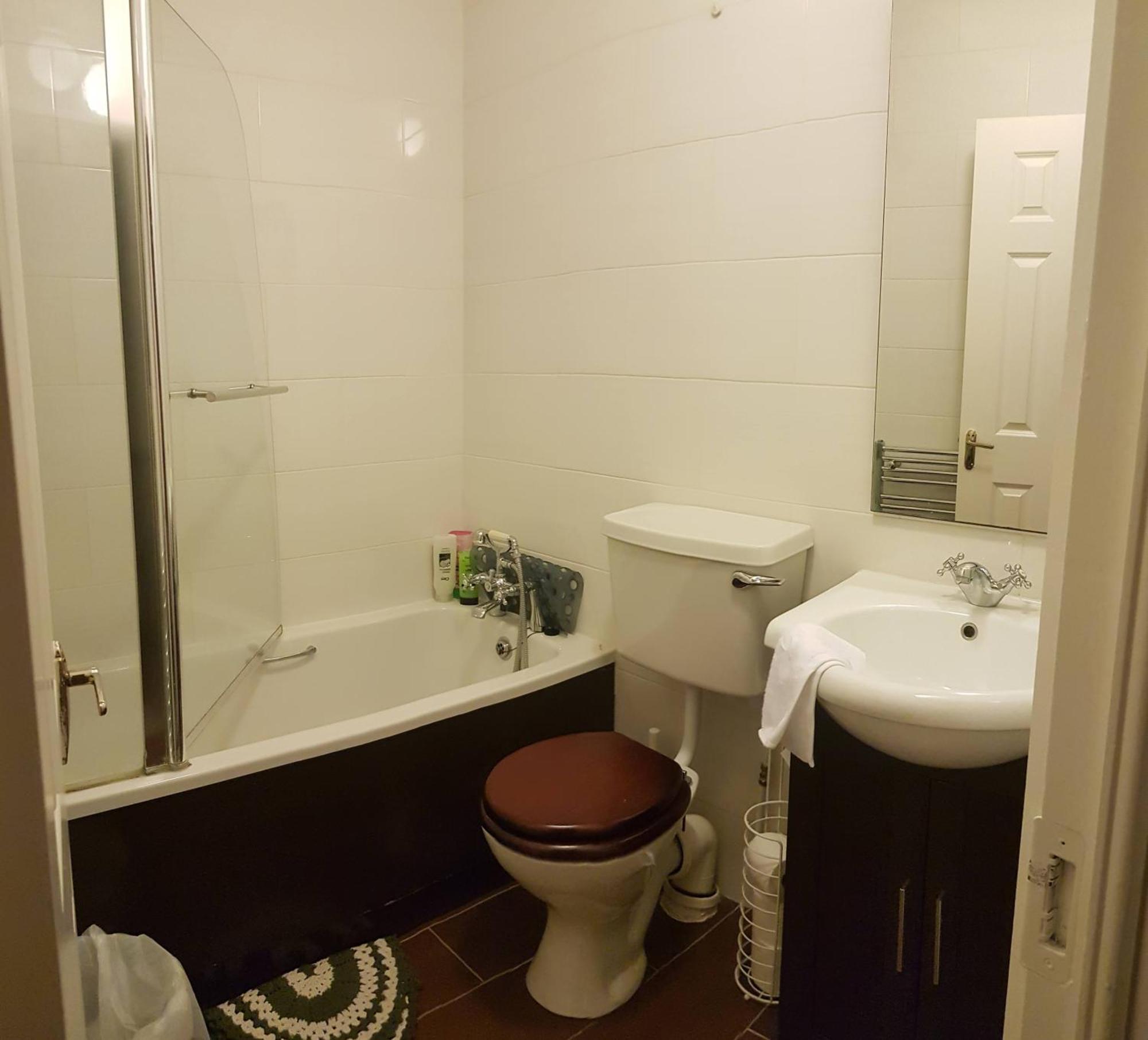 3 Bedroom 3 Bathroom House, Dublin Лукан Екстериор снимка